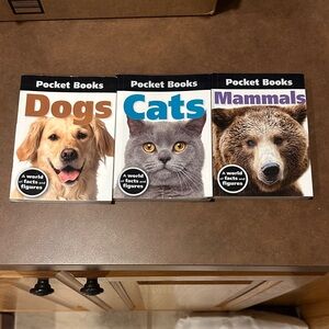 Pocket Books Set: Dogs, Cats, Mammals Kane Miller Books